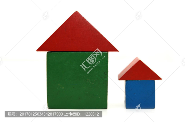 從木制五顏六色的兒童積木