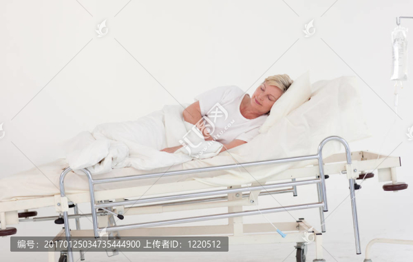 醫(yī)院病房的病人恢復(fù)