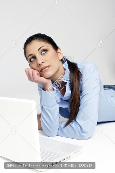 女人的筆記本電腦