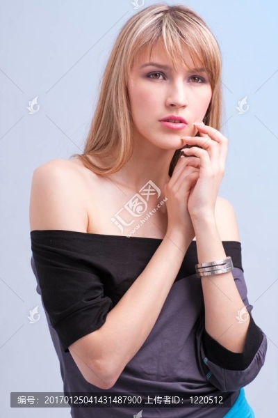 一個美麗的女人的肖像