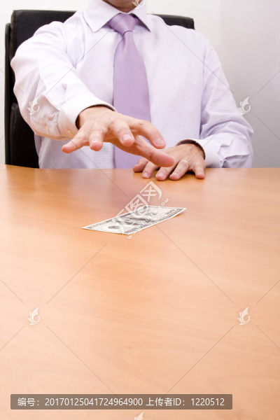 搶美元法案