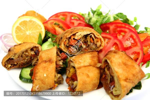 蔬菜彈簧卷和沙拉