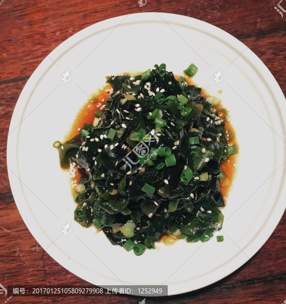 涼拌裙帶菜