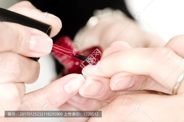 美甲過程