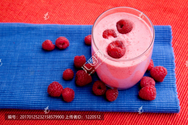 覆盆子冰沙