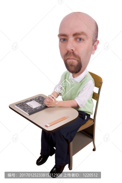 在學(xué)校課桌上的男人