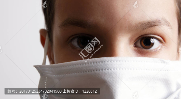 儀器進(jìn)入眼睛