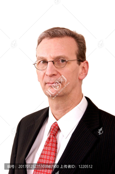 戴眼鏡的老人戴著眼鏡和白色領(lǐng)帶