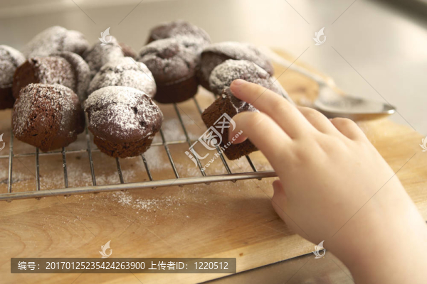 蛋糕的小偷