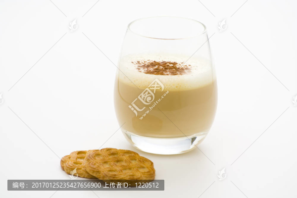 美味的冰巧克力與白色愛爾蘭奶油
