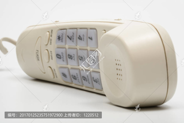 現(xiàn)代白色電話