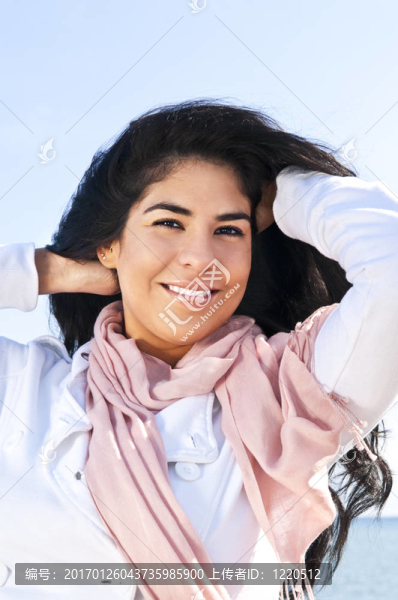 年輕的美洲土著婦女