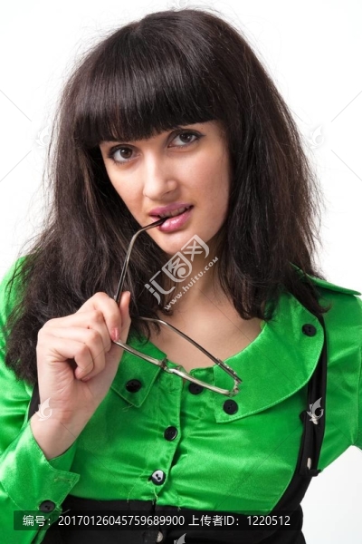 戴眼鏡的女人