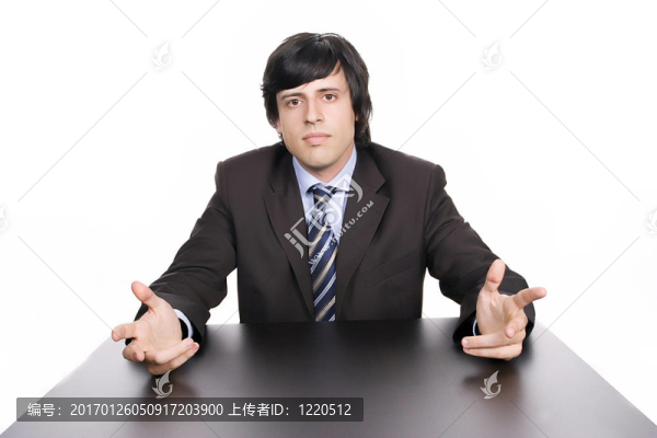 年輕的商人冒充