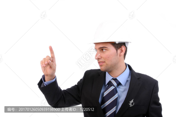 年輕的商人按下鍵-匯圖網(wǎng) www.fosd68.com 年輕的商人按下鍵