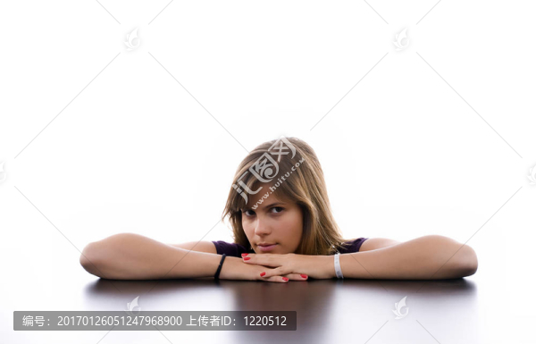 熱的女生合影