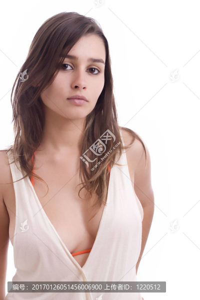 年輕漂亮的女人