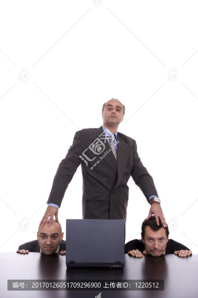 一個邪惡的老板和他的團隊的概念