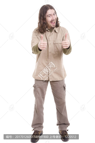 愚蠢的男人豎起大拇指