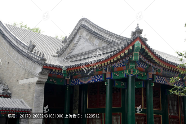 中國豐富多彩的屋頂