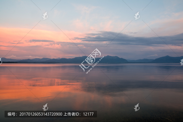 美麗的山
