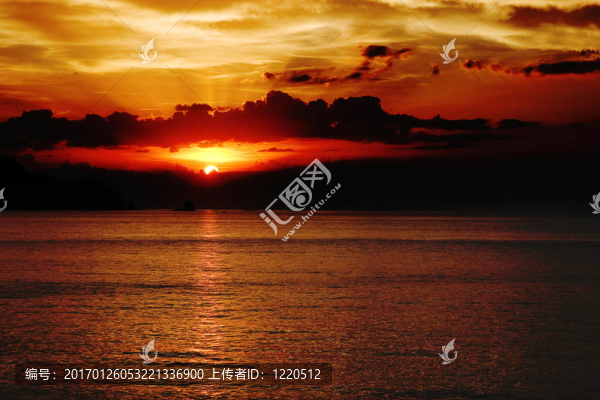 橘紅色的夕陽