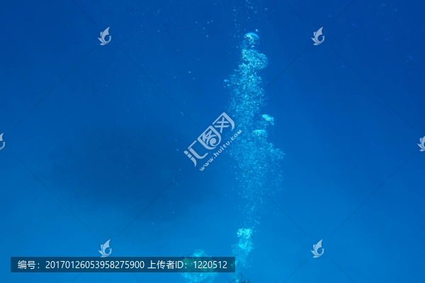 水下