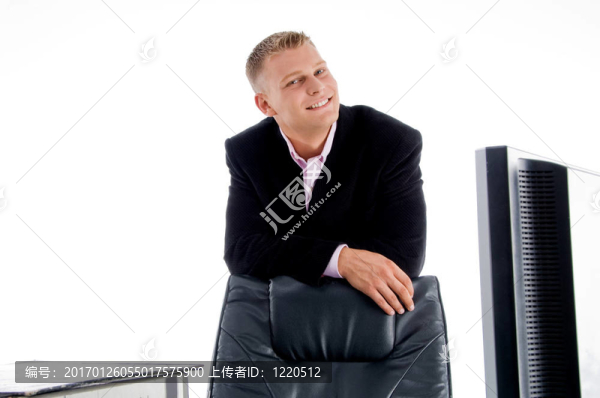 微笑男人看著你的肖像