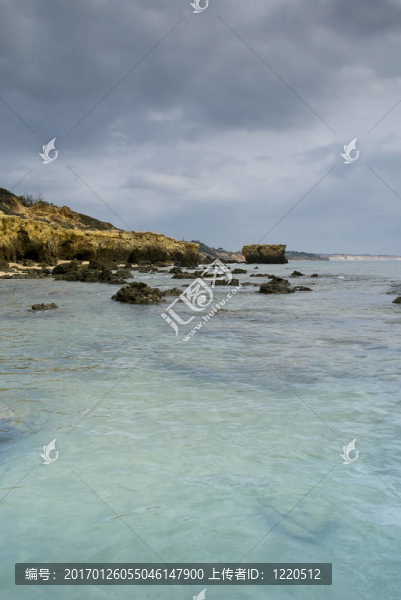我們的海灘和峭壁