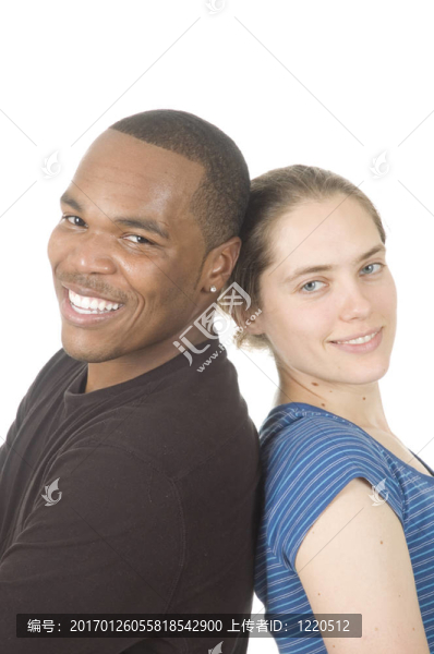異族通婚的夫妻