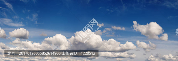 多云的藍(lán)天