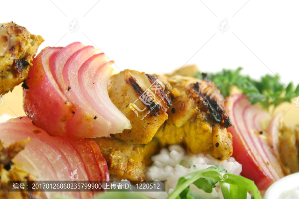 雞肉和洋蔥烤串