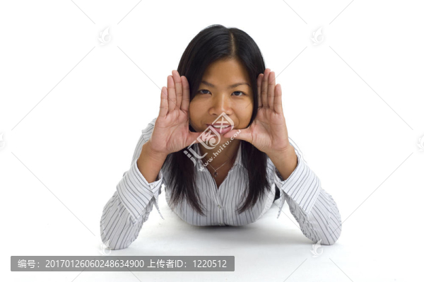 年輕的亞洲女人的臉