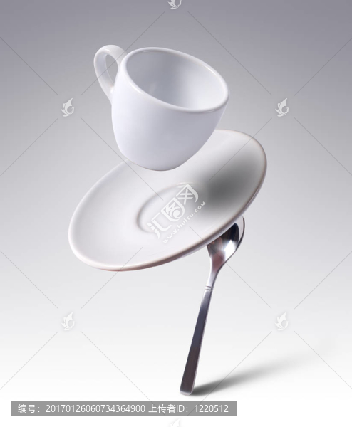 落下的咖啡杯