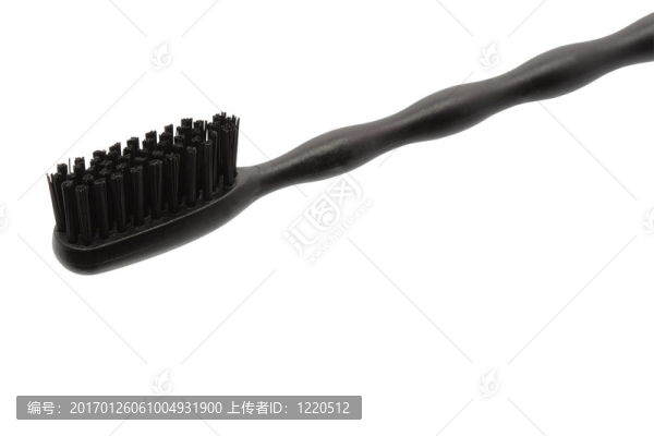 黑色的牙刷