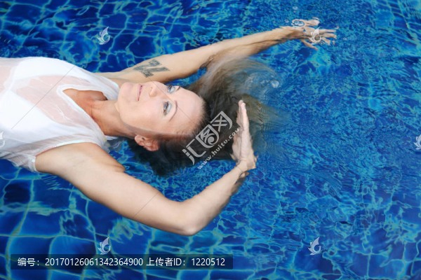 女性肖像