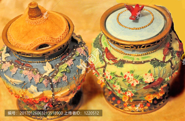 東方香燭臺(tái)