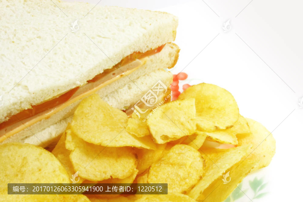 三明治和薯條套餐