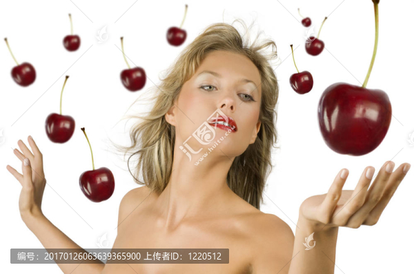 金發(fā)女孩與櫻桃