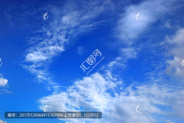 風景如畫的云在天空中