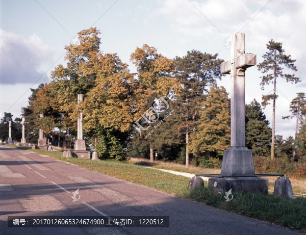 法國(guó)；教堂；法國(guó)；山；建筑；歐洲；旅游