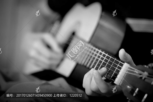 彈奏-匯圖網(wǎng) www.fosd68.com 彈奏