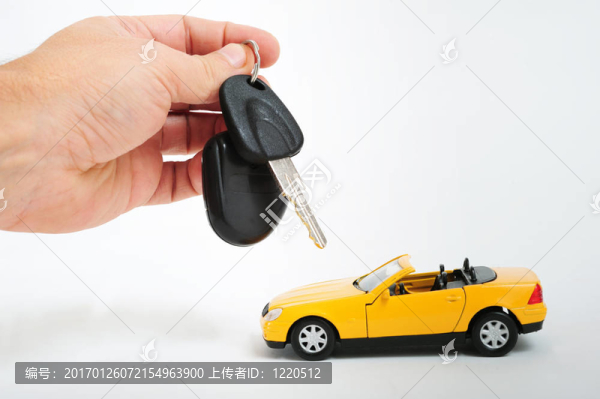 小型車