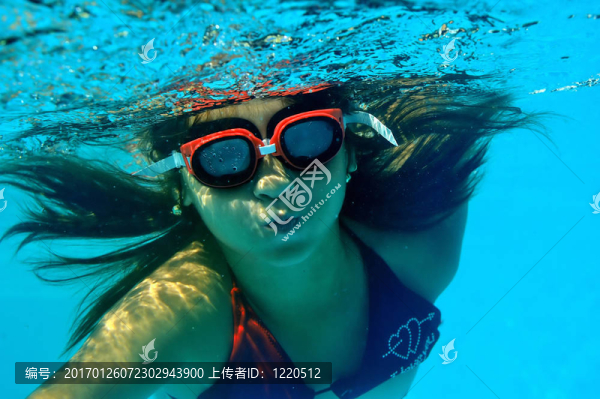 水下的肖像