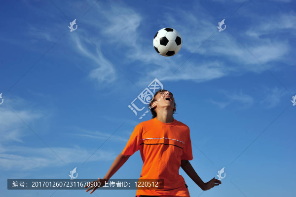 足球