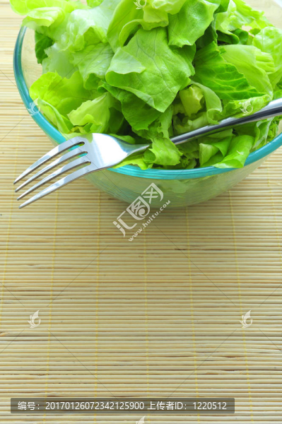 薩拉德