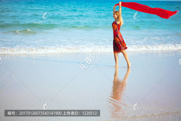 紅裙的女人