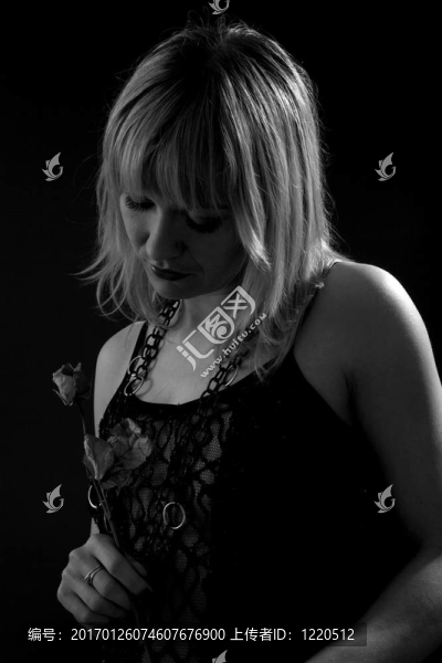 玫瑰女人的畫像