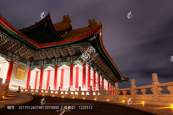 中國(guó)傳統(tǒng)建筑夜景