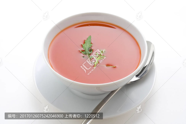 美味健康的自制番茄湯和蔬菜